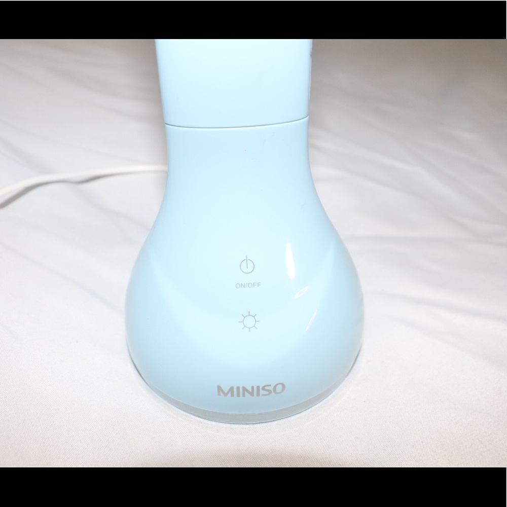 Foldable Touch Desk Lamp - Picture 9 of 9